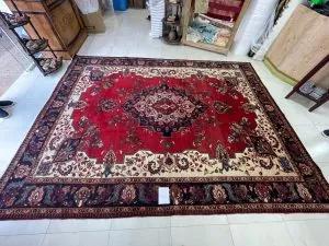 Leia mais sobre o artigo Leilão de tapetes persas e móveis de luxo